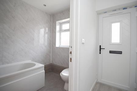 3 bedroom Town house for sale in Fairfax Road, Leicester, LE4