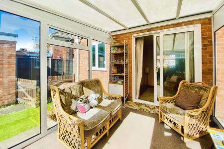 3 bedroom Semi-detached house for sale in Fieldgate Crescent, Birstall, LE4