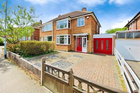 Fieldgate Crescent, Birstall, LE4