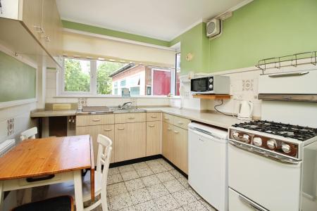 3 bedroom Semi-detached house for sale in Fieldgate Crescent, Birstall, LE4