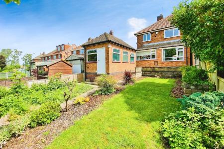 3 bedroom Semi-detached house for sale in Fieldgate Crescent, Birstall, LE4