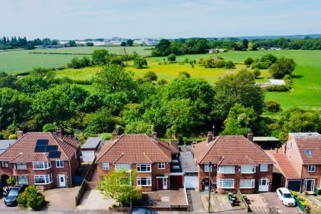 3 bedroom Semi-detached house for sale in Fieldgate Crescent, Birstall, LE4
