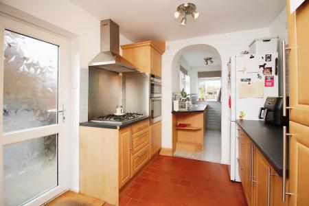 3 bedroom Semi-detached house for sale in Fieldgate Crescent, Birstall, LE4