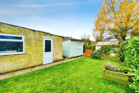 3 bedroom Semi-detached house for sale in Fieldgate Crescent, Birstall, LE4
