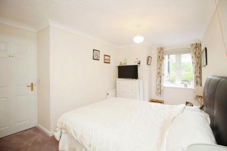 1 bedroom Flat for sale in Forge Court, Syston, LE7