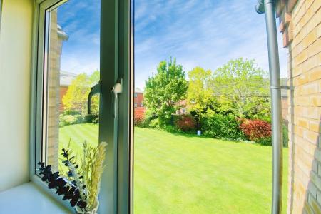 1 bedroom Flat for sale in Forge Court, Syston, LE7