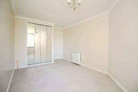 1 bedroom Flat for sale in Forge Court, Syston, LE7