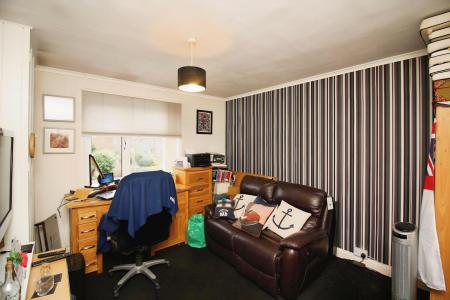 3 bedroom Semi-detached house for sale in Fosse Way, Syston, LE7