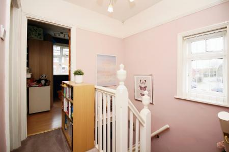 3 bedroom Semi-detached house for sale in Fosse Way, Syston, LE7