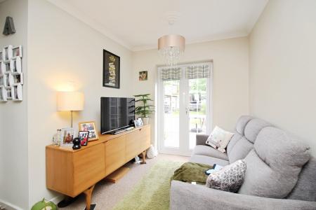 3 bedroom Semi-detached house for sale in Fosse Way, Syston, LE7