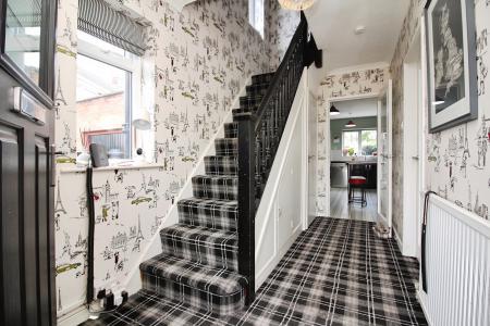 3 bedroom Semi-detached house for sale in Fosse Way, Syston, LE7