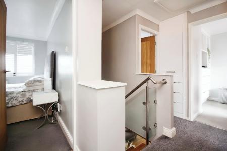 4 bedroom Semi-detached house for sale in Foxglove Close, East Goscote, LE7