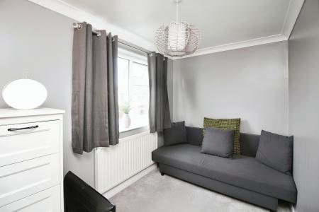 4 bedroom Semi-detached house for sale in Foxglove Close, East Goscote, LE7