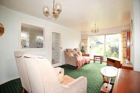 3 bedroom End of terrace house for sale in Gardenfield Road, Leicester, LE4