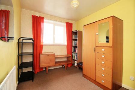 3 bedroom End of terrace house for sale in Gardenfield Road, Leicester, LE4