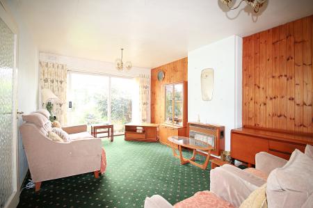 3 bedroom End of terrace house for sale in Gardenfield Road, Leicester, LE4