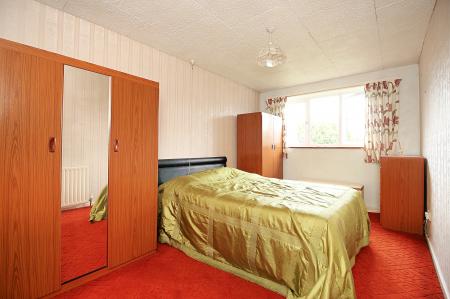 3 bedroom End of terrace house for sale in Gardenfield Road, Leicester, LE4