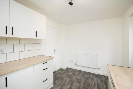 2 bedroom Link detached house for sale in Glebelands Road, Glebelands, Leicester, LE4