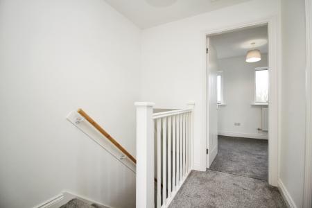 2 bedroom Link detached house for sale in Glebelands Road, Glebelands, Leicester, LE4