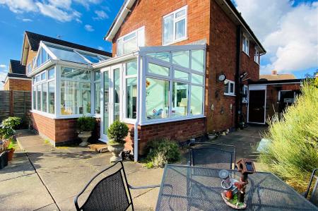 3 bedroom Detached house for sale in Glenfield Frith Drive, Glenfield, LE3