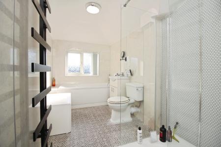 3 bedroom Semi-detached house for sale in Goodes Lane, Syston, LE7