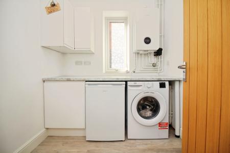 3 bedroom Semi-detached house for sale in Goodes Lane, Syston, LE7