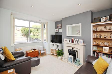 3 bedroom Semi-detached house for sale in Goodes Lane, Syston, LE7