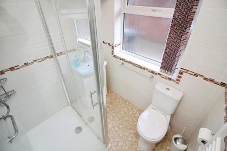 3 bedroom Semi-detached bungalow for sale in Goodes Lane, Syston, LE7