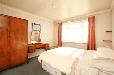 3 bedroom Semi-detached bungalow for sale in Goodes Lane, Syston, LE7