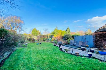 3 bedroom Semi-detached house for sale in Goscote Hall Road, Birstall, LE4