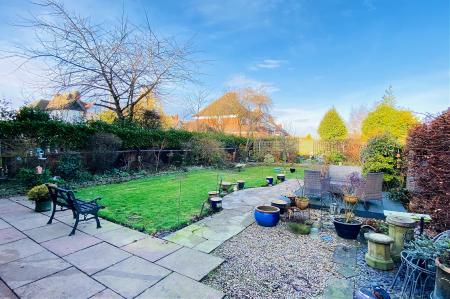 3 bedroom Semi-detached house for sale in Goscote Hall Road, Birstall, LE4