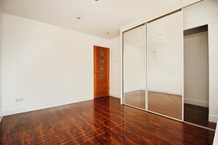 4 bedroom Semi-detached house for sale in Greensward, East Goscote, LE7