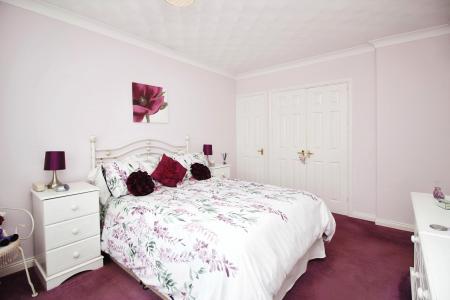 2 bedroom Detached bungalow for sale in Griffin Close, Thurmaston, LE4