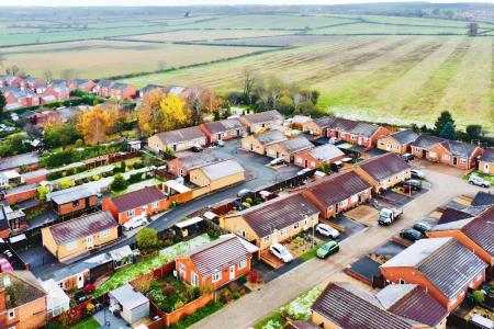 2 bedroom Detached bungalow for sale in Griffin Close, Thurmaston, LE4