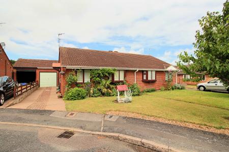 2 bedroom Semi-detached bungalow for sale in Halford Street, Syston, LE7