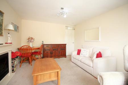 2 bedroom Semi-detached bungalow for sale in Halford Street, Syston, LE7