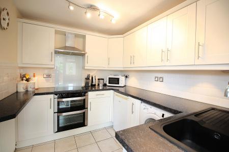 2 bedroom Semi-detached bungalow for sale in Halford Street, Syston, LE7