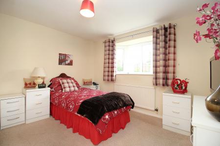 2 bedroom Semi-detached bungalow for sale in Halford Street, Syston, LE7