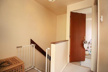 2 bedroom Terraced House for sale in Heath Avenue, Syston, LE7