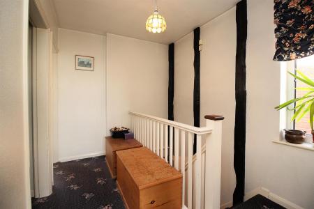 4 bedroom Detached house for sale in Highway Road, Thurmaston, LE4