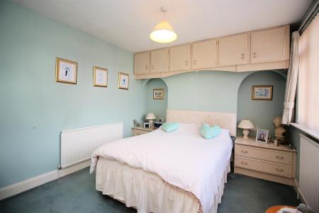 4 bedroom Detached house for sale in Highway Road, Thurmaston, LE4