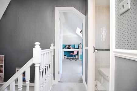 5 bedroom Detached bungalow for sale in Highway Road, Thurmaston, LE4