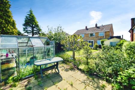 3 bedroom Semi-detached house for sale in Humberstone Lane, Thurmaston, LE4