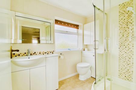 3 bedroom Semi-detached house for sale in Humberstone Lane, Thurmaston, LE4