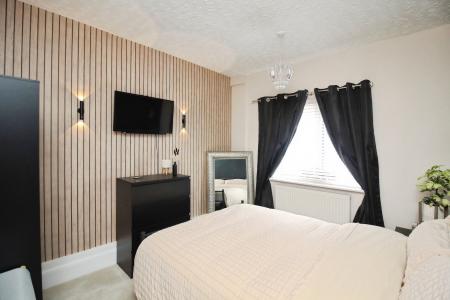 4 bedroom Detached bungalow for sale in Humberstone Lane, Thurmaston, LE4