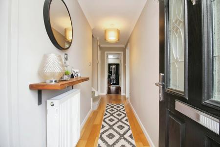 4 bedroom Detached house for sale in Hungarton Drive, Syston, LE7