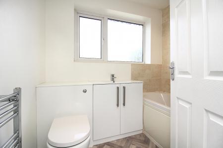 3 bedroom Semi-detached house for sale in Huntsmans Dale, East Goscote, LE7