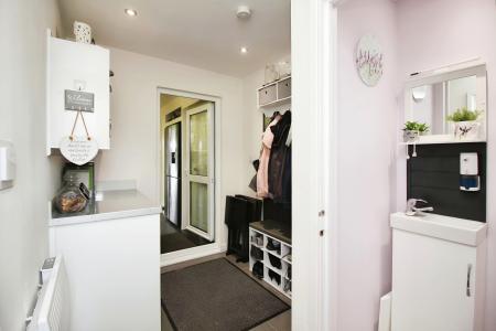 3 bedroom Terraced House for sale in Huntsmans Dale, East Goscote, LE7