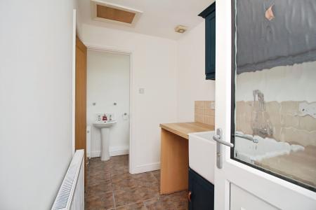 3 bedroom Semi-detached house for sale in Keble Drive, Syston, LE7