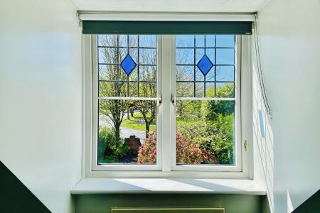 3 bedroom Semi-detached house for sale in Kingfisher Road, Mountsorrel, LE12